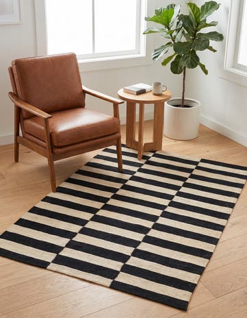 3' 4 x 4' 10 Hand Woven Kilim Modern Wool Rug