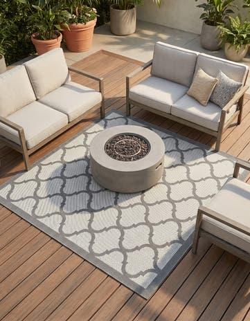 6' x 6' Easy-Clean Trellis Indoor / Outdoor Square Rug