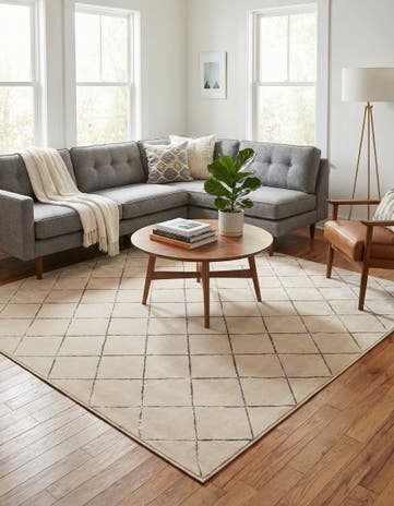 White and Silver Vogue Geo Square Rug