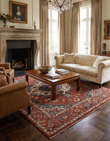 8' 2 x 10' Hand Knotted Heriz Rug