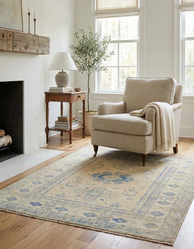 Detail image of 3' 6 x 4' 3 Hand Knotted Oushak Wool Rug