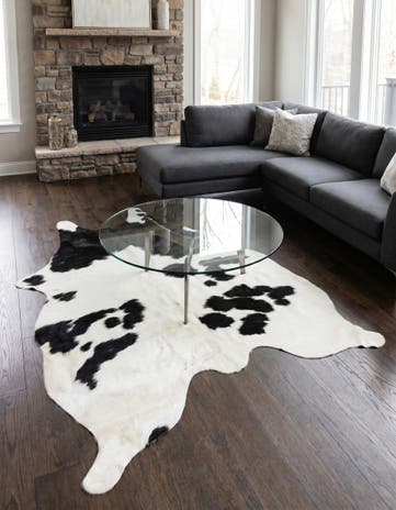 4' 11 x 5' 7 Cowhide Leather Square Rug