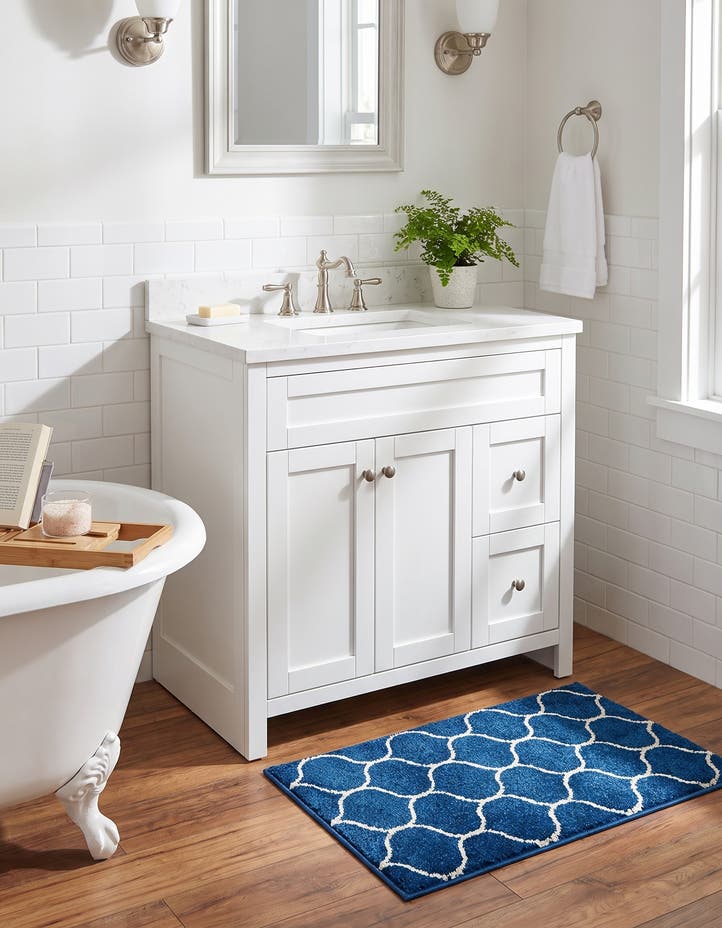 2' x 3' Lattice Frieze Rug