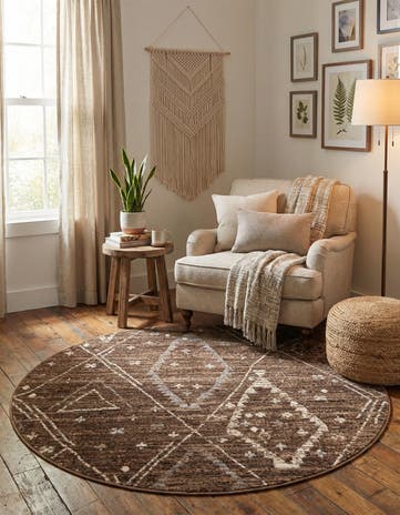 Brown Grand Tradition Round Rug