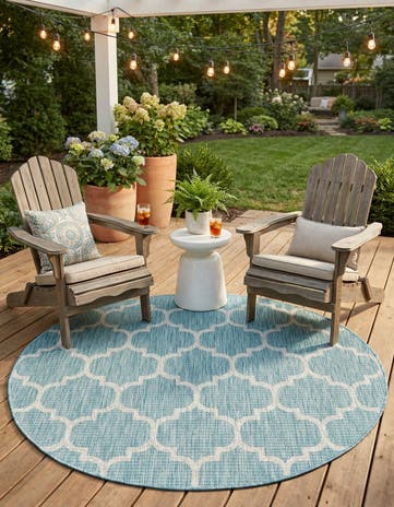 5' 3 x 5' 3 Easy-Clean Lattice Indoor / Outdoor Round Rug