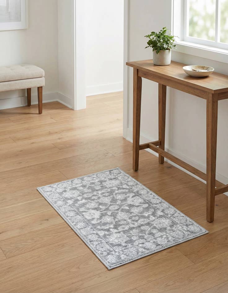 Detail image of 2' x 3' Boston Rug