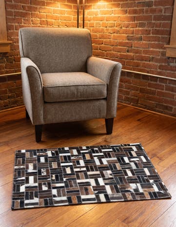 2' x 3' Cowhide Leather Rug