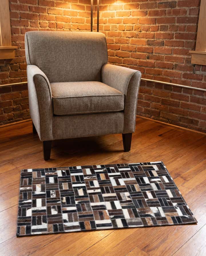 2' x 3' Cowhide Leather Rug
