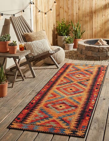2' x 6' Easy-Clean Tribal Indoor / Outdoor Runner Rug