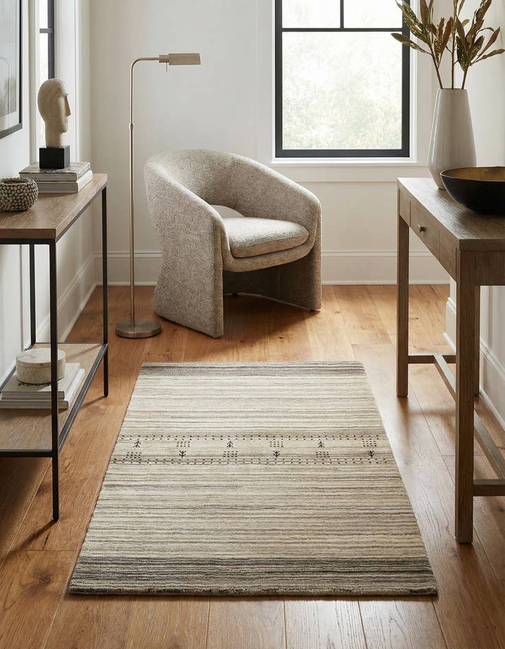 Detail image of 2' 5 x 4' Hand Knotted Tibet Wool Rug