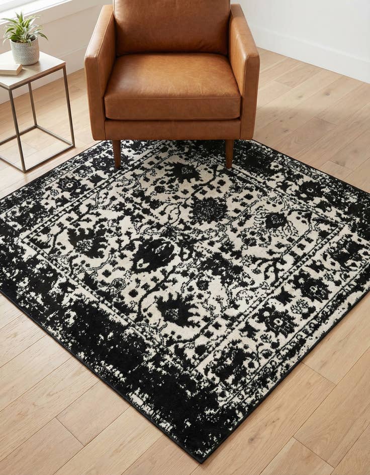 Detail image of 4' x 4' Oregon Square Rug