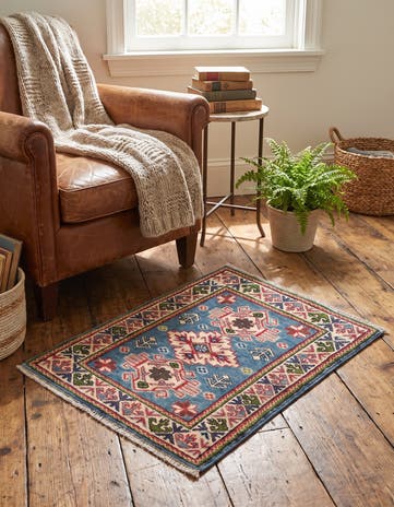 2' 1 x 2' 9 Hand Knotted Kazak Rug