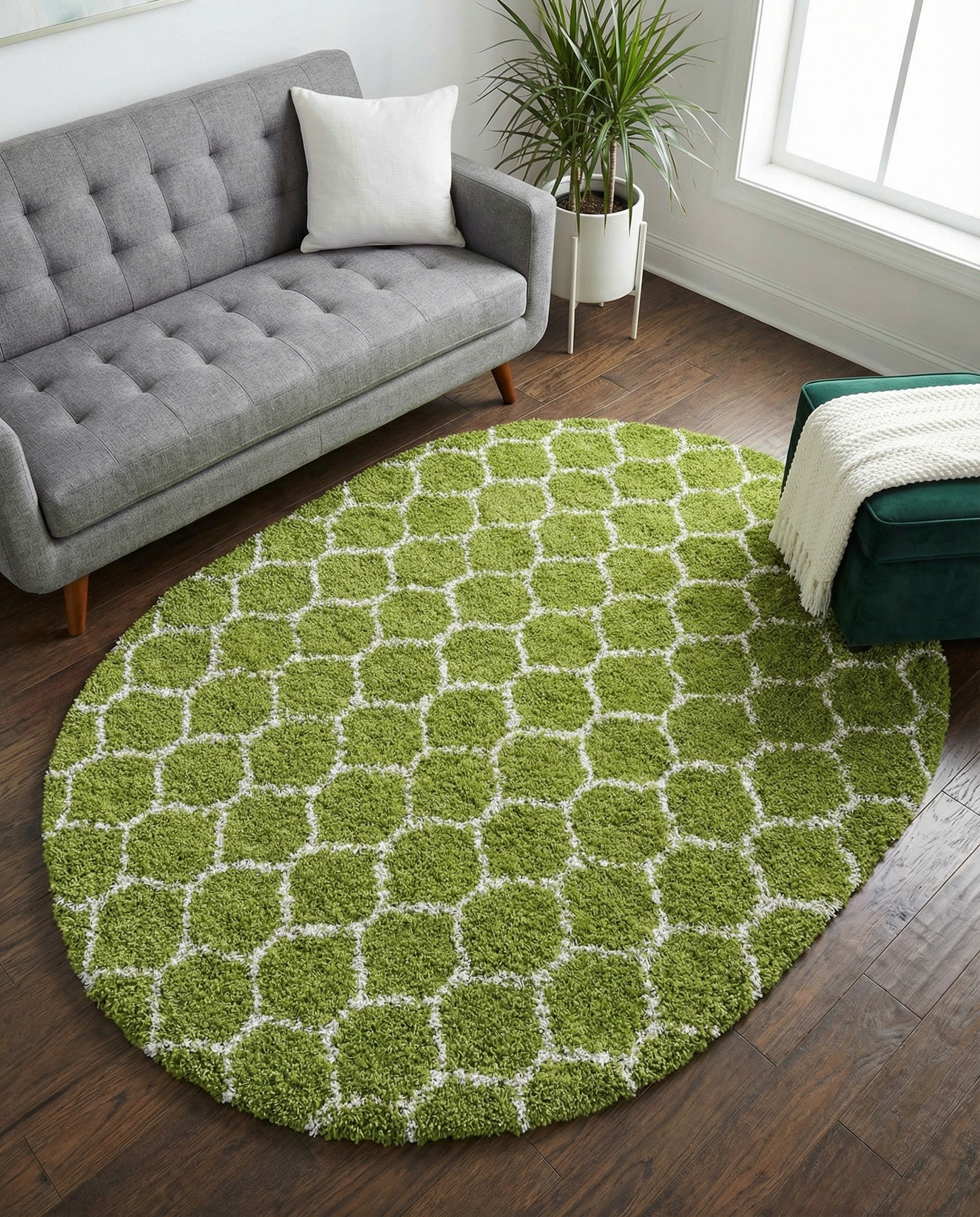 7' 10 x 10' Trellis Shag Oval Rug