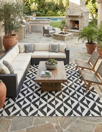 12' x 12' Easy-Clean Jill Zarin Napa Indoor / Outdoor Square Rug