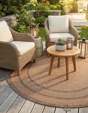 6' x 6' Easy-Clean Border Indoor / Outdoor Round Rug