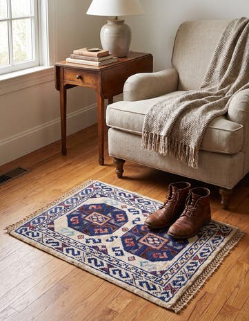 1' 4 x 2' Hand Knotted Ziegler Rug