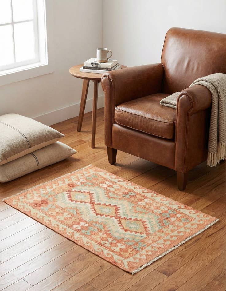 Detail image of 2' 9 x 4' 3 Hand Woven Kilim Waziri Wool Rug