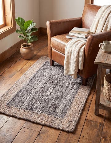 2' x 3' Hand Knotted Moroccan Wool Rug