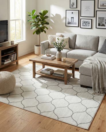  7' 10 x 10' Lattice Frieze Rug