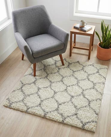  4' x 4' Lattice Shag Square Rug