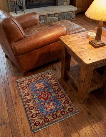 2' x 3' Hand Knotted Kazak Rug