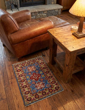 2' x 3' Hand Knotted Kazak Rug