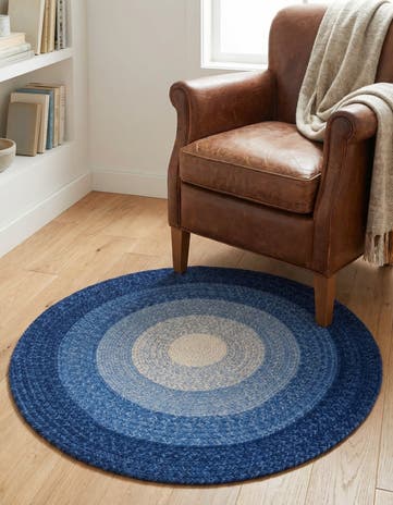 3' 1 x 3' 1 Handmade Hand Braided Wool Round Rug