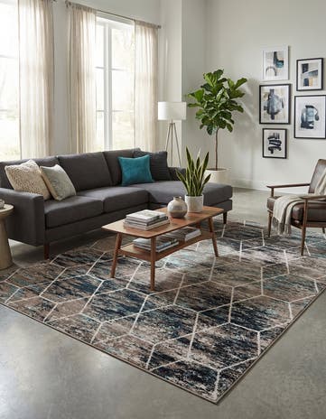 7' 10 x 10' Lattice Frieze Rug