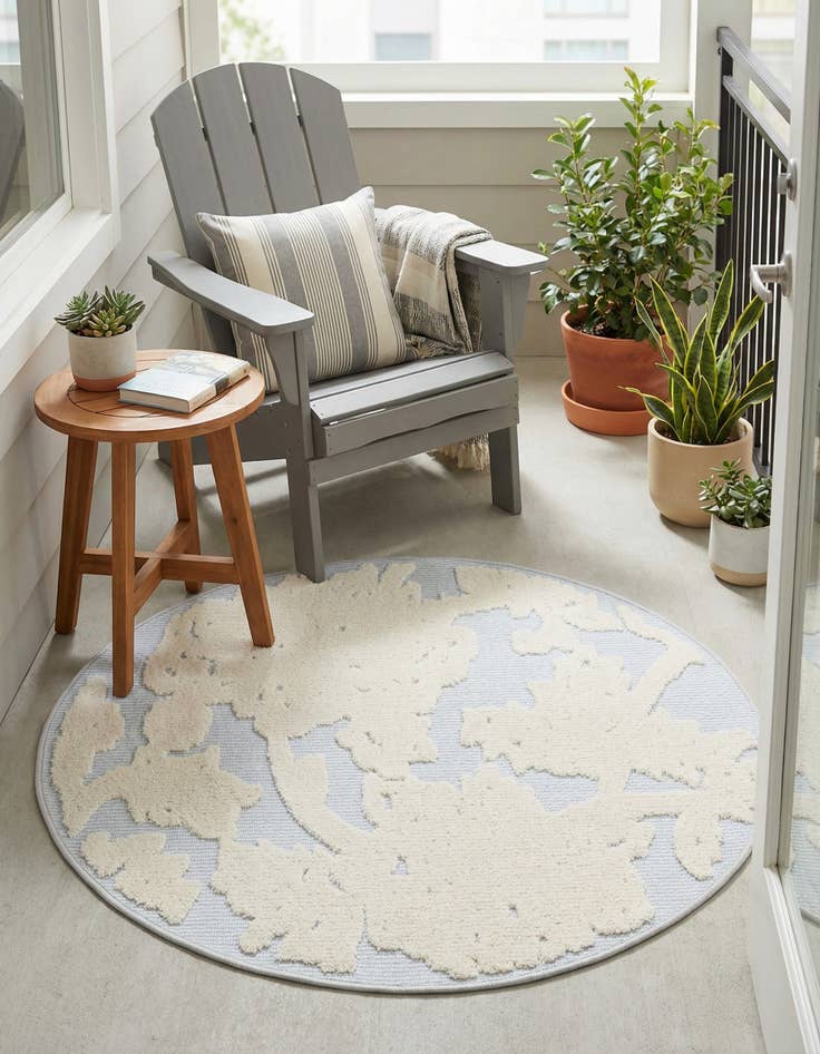 Detail image of 3' 3 x 3' 3  Washable Aruba Indoor / Outdoor Round Rug