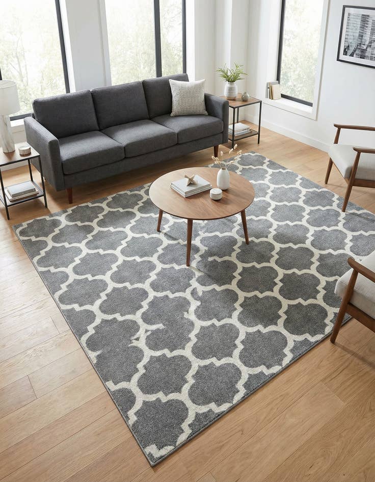 Detail image of 7' 10 x 7' 10 Lattice Square Rug