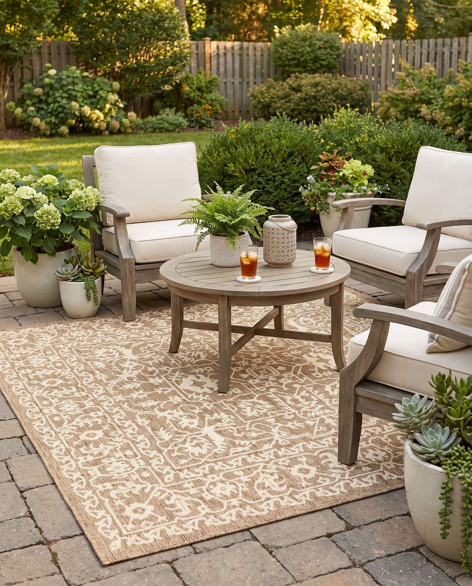 6' x 6' Easy-Clean Botanical Indoor / Outdoor Square Rug