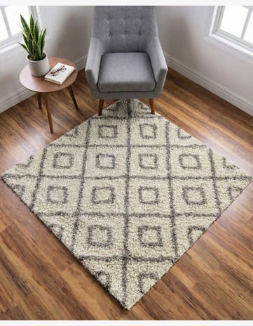 4' x 4' Trellis Shag Square Rug