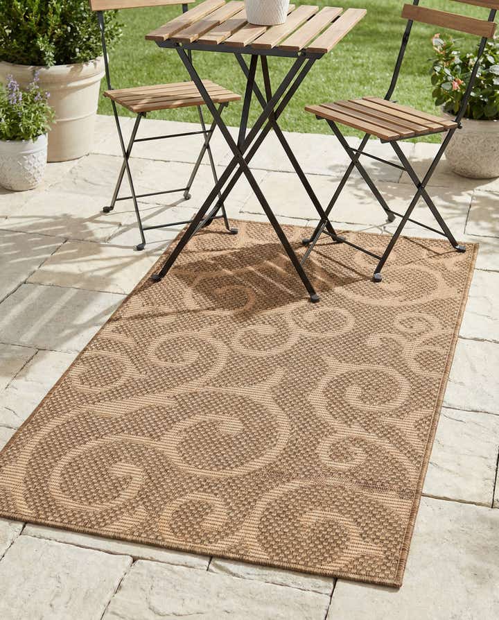 3' 3 x 5' 3 Easy-Clean Botanical Indoor / Outdoor Rug