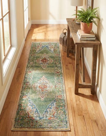 Green Isabella Runner Rug