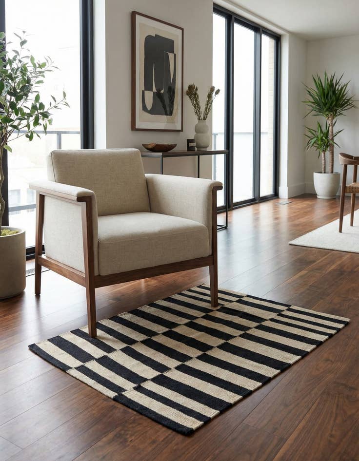 Detail image of 2' 9 x 3' 10 Hand Woven Kilim Modern Wool Rug