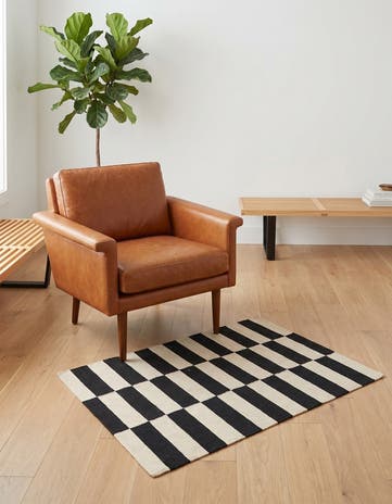 2' 8 x 3' 11 Hand Woven Kilim Modern Wool Rug