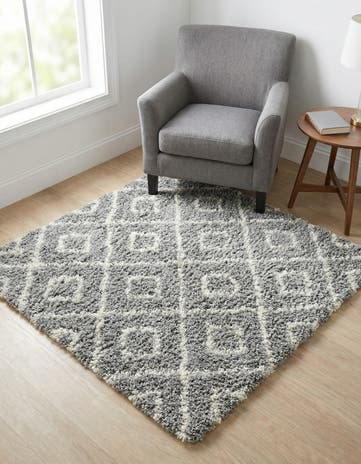 Gray Lattice Shag Square Rug