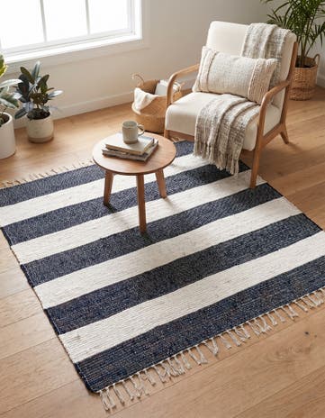 5' 1 x 5' 1 Hand Woven Chindi Rag Square Rug