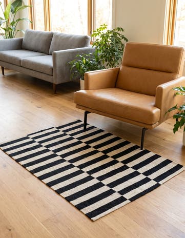 3' 4 x 4' 9 Hand Woven Kilim Modern Wool Rug