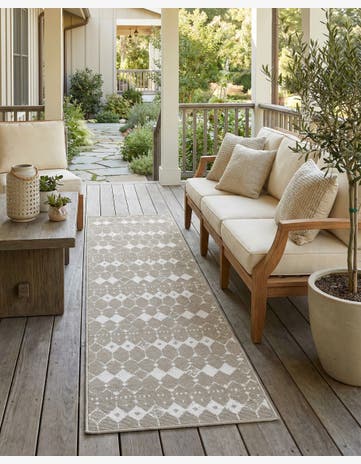 Gray Easy-Clean Lattice Indoor / Outdoor Runner Rug