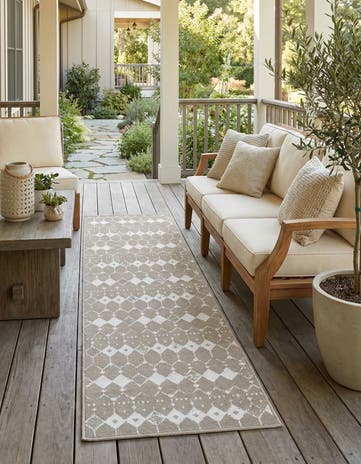 Gray Easy-Clean Lattice Indoor / Outdoor Runner Rug