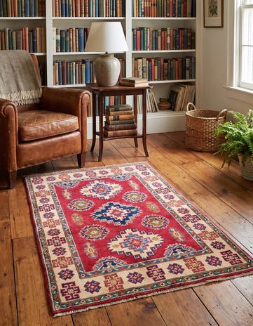 2' 7 x 4' 2 Hand Knotted Kazak Rug