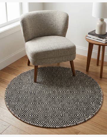 3' 1 x 3' 1 Hand Woven Geo Trellis Flatweave Round Rug