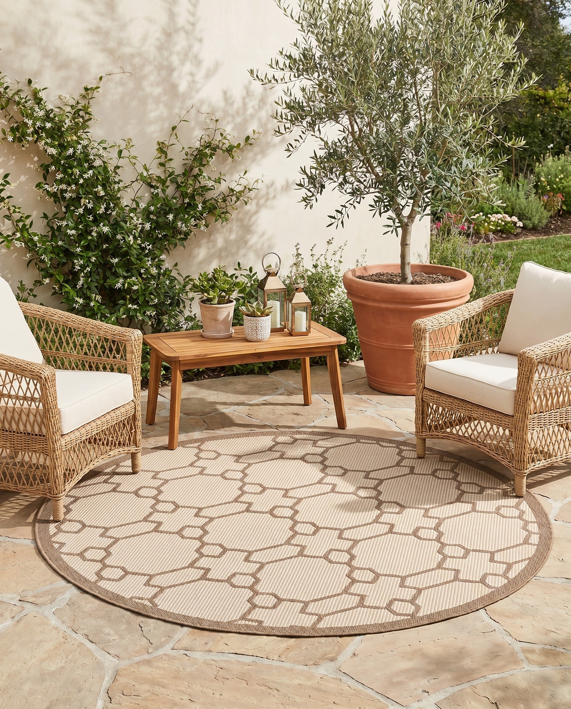 Beige Easy-Clean Lattice Indoor / Outdoor Round Rug