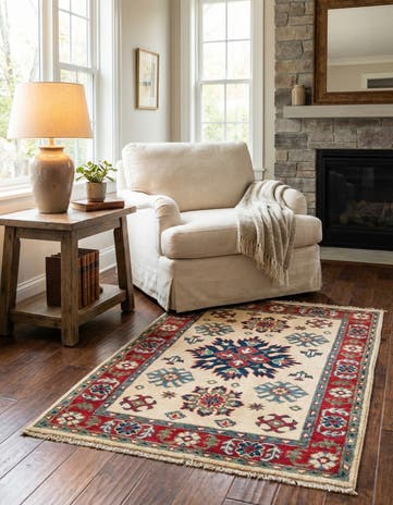 2' 9 x 4' Hand Knotted Kazak Rug