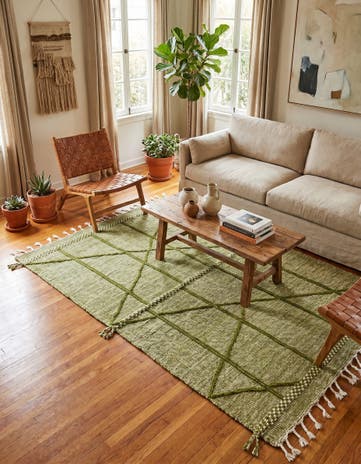 5' x 8' 5 Hand Knotted Moroccan Wool Rug