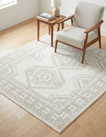 5' 3 x 5' 3 Charlotte Square Rug