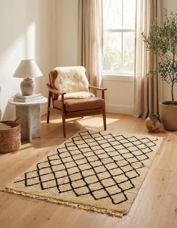 3' 1 x 4' 10 Hand Knotted Moroccan Wool Rug