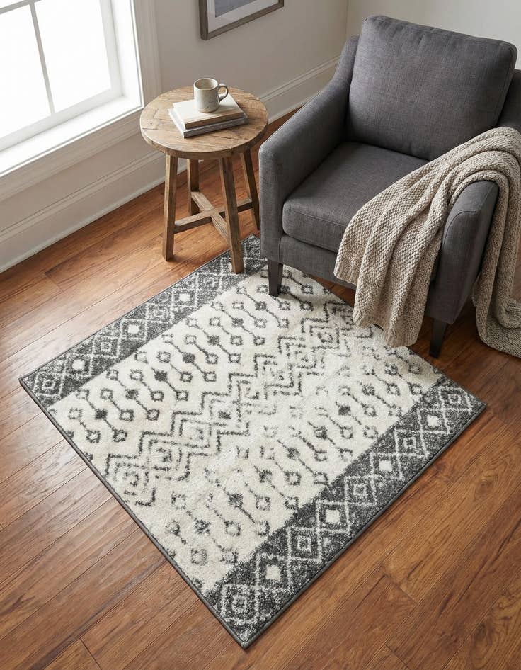 Detail image of 3' x 3' Moroccan Trellis Square Rug