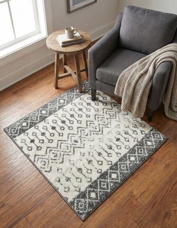 3' x 3' Moroccan Trellis Square Rug